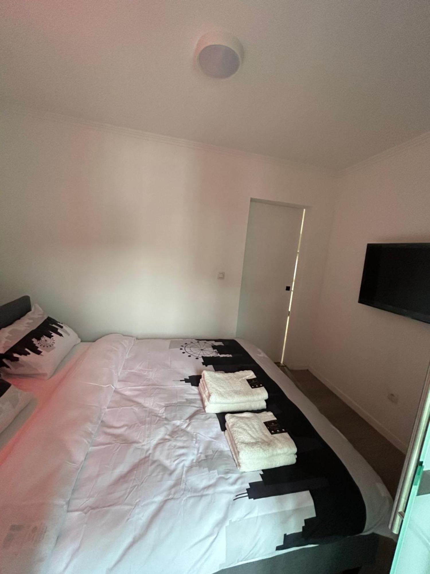 Foursuites Liege Liège Exterior foto